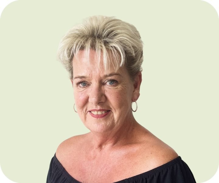 Carola, Medical employee @ Praxis Treptower  Park